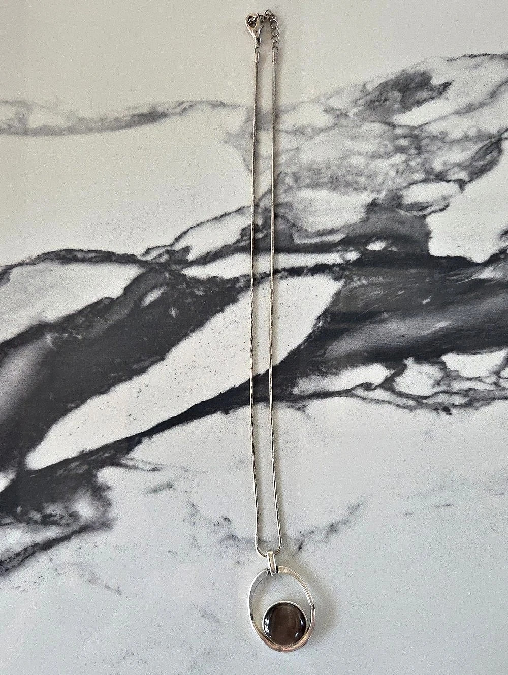 Silver Tone Pendant Necklace